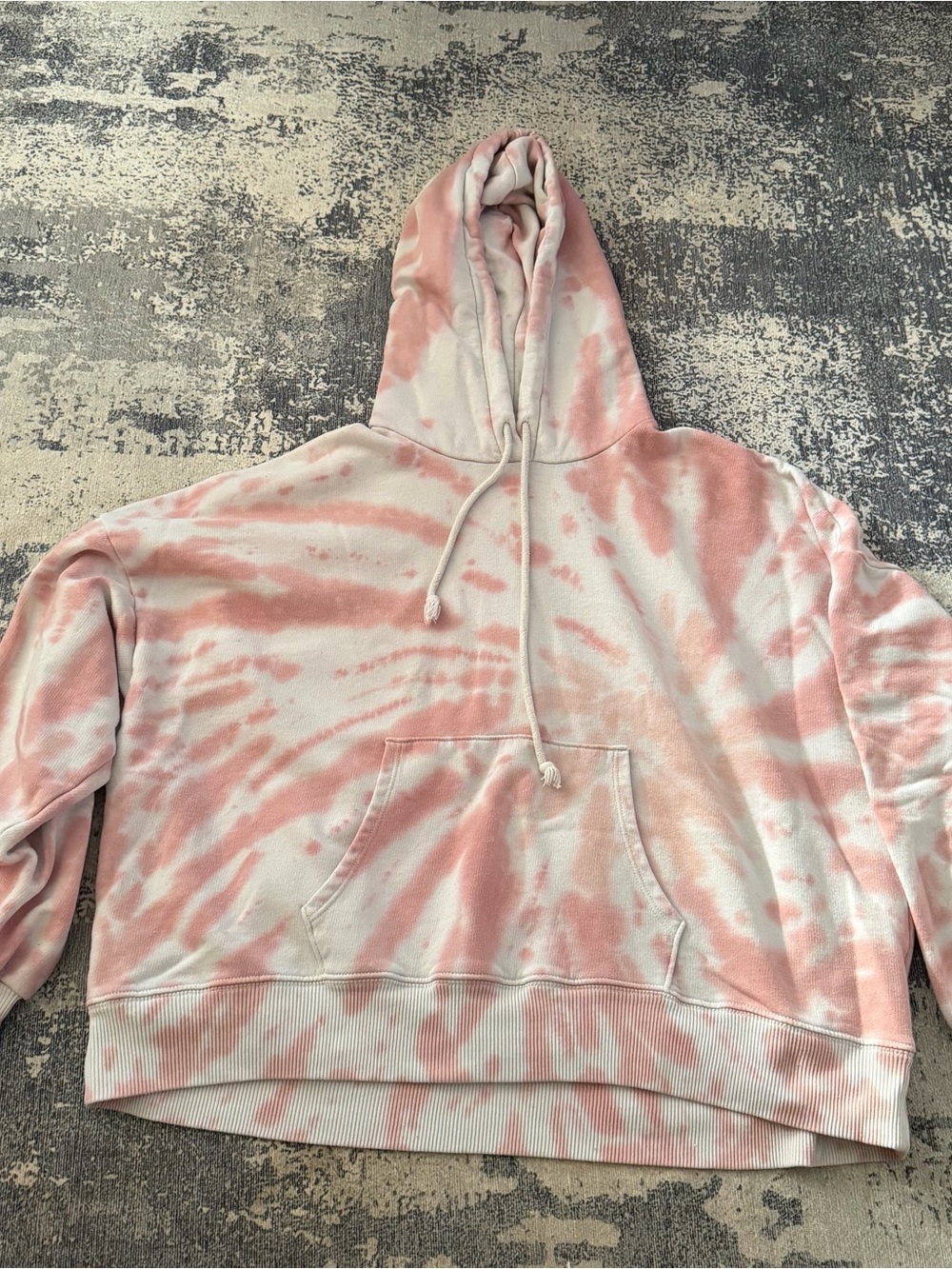 American Eagle Outfitters Pink and White Tie-Dye Hoodie